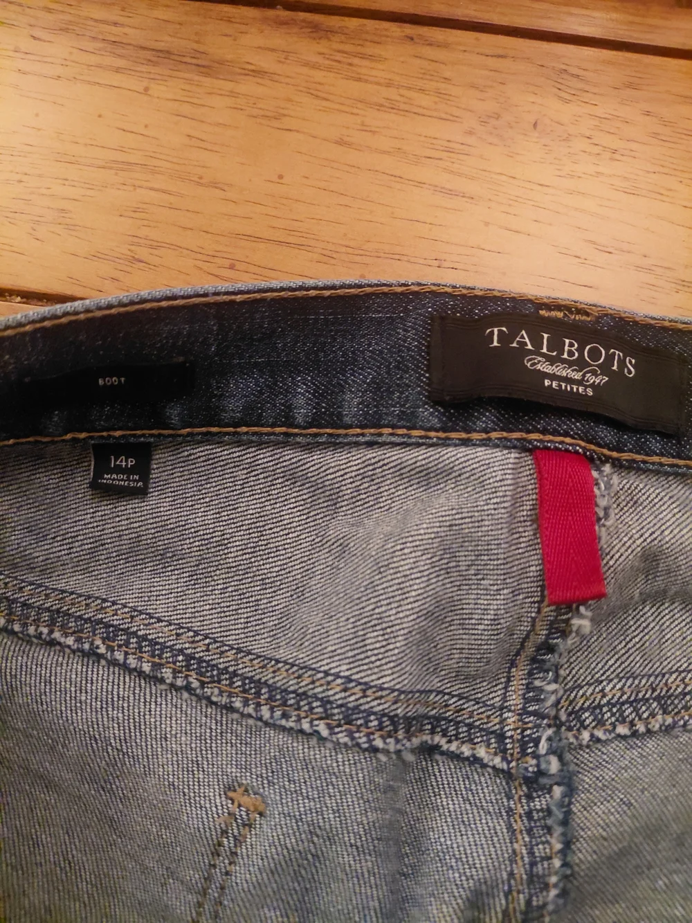 Talbots Women's Boot Cut Jeans in Dark Blue Denim